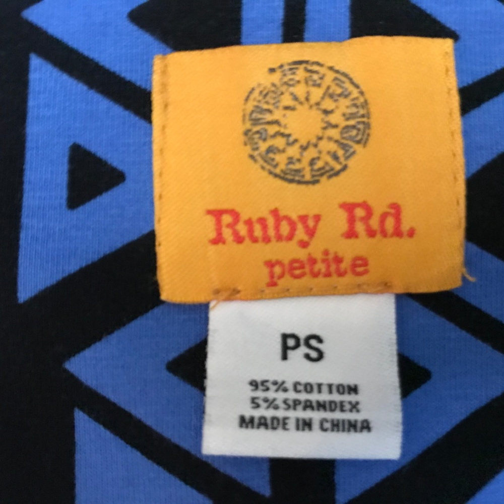 Ruby Rd. NWOT Petite Small Beaded Diagonal Diamond Top - Picture 6 of 6